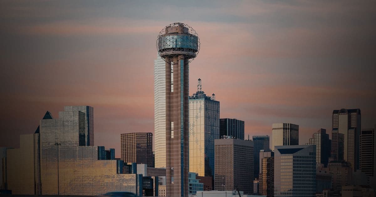 Dumpster Rental in Texas: Pricing & Rules