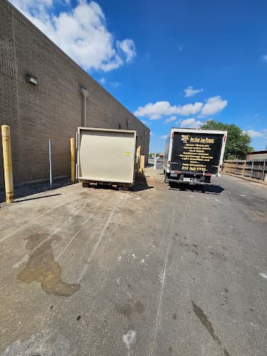 Bee Gone Junk Removal LLC - Dumpster rental in Humble, Texas