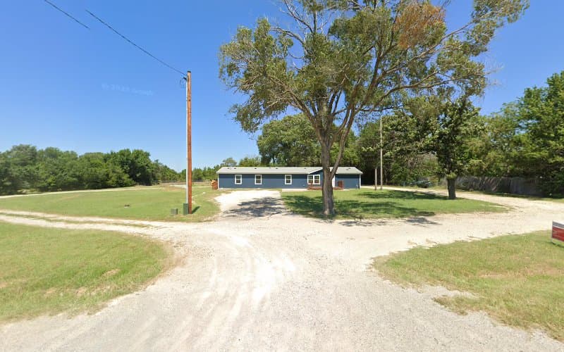 Lil' Kirks Trash Services - Dumpster rental in Augusta, Kansas