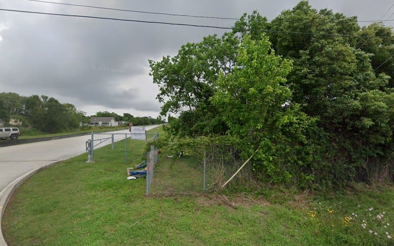 Decker Dispose-All Yard - Dumpster rental in Bacliff, Texas