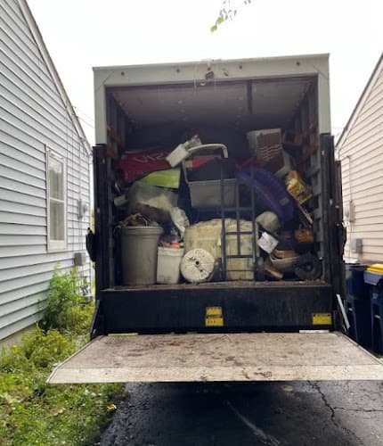 Slam Dunkin Junk, LLC - Dumpster rental in O'Fallon, Missouri
