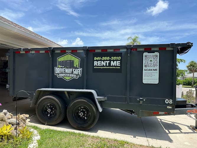 Driveway Safe Dumpster Rental - Dumpster rental in Ellenton, Florida
