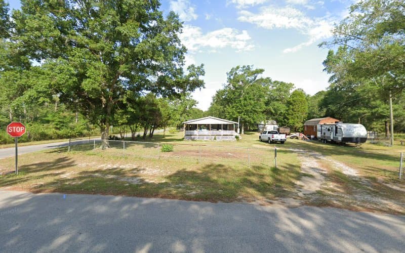 J & L Garbage Service - Dumpster rental in Milton, Florida