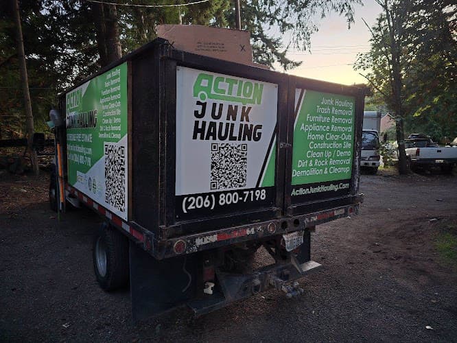 Action Junk Hauling Shoreline - Dumpster rental in Shoreline, Washington