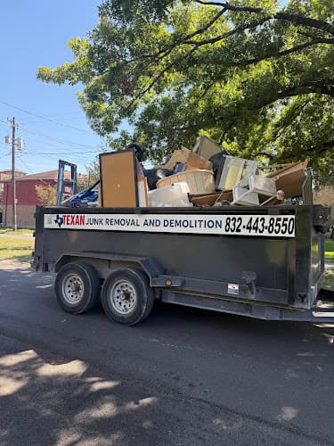 TEXAN JUNK REMOVAL & DEMOLITION - Dumpster rental in Pearland, Texas