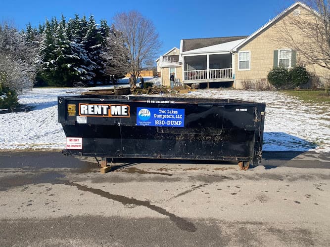 Two Lakes Dumpsters - Dumpster rental in Friendsville, Tennessee