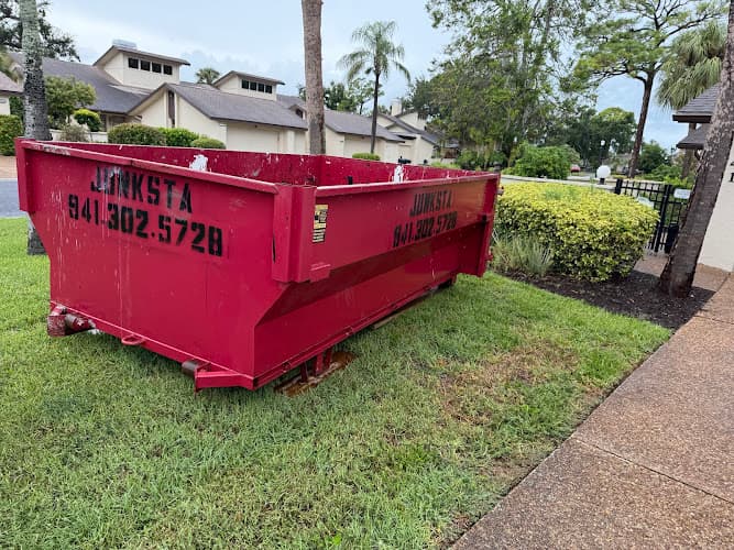 Junksta Dumpsters - Dumpster rental in Bradenton, Florida