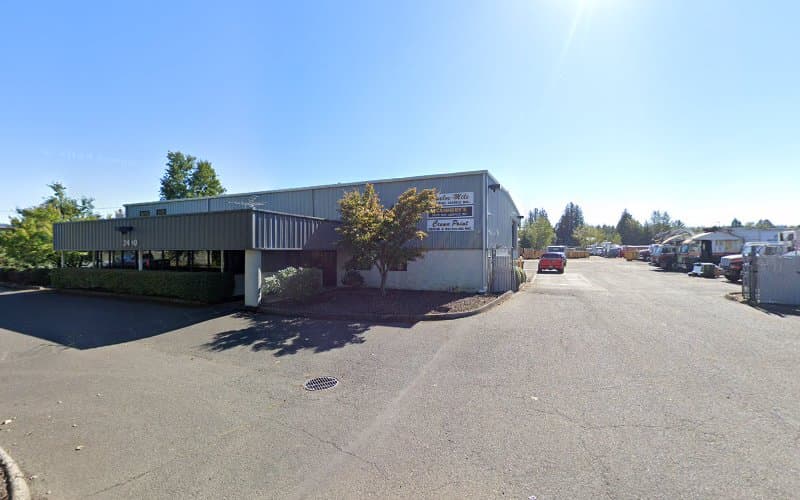 Twelve Mile Disposal Services - Dumpster rental in Troutdale, Oregon