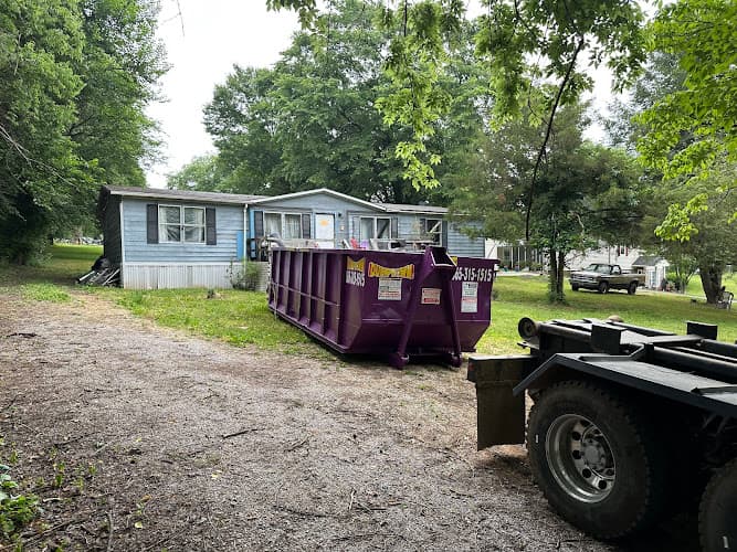 Dumptown LLC - Dumpster rental in Knoxville, Tennessee