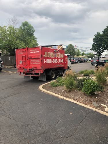 Junk King Chicago West Suburbs - Dumpster rental in Carol Stream, Illinois