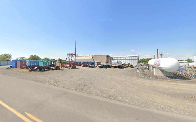 Humbert Refuse and Recycling - Dumpster rental in Milton-Freewater, Oregon