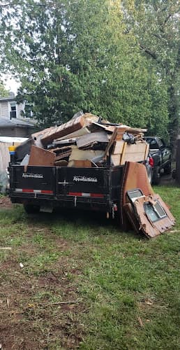 Beehive bargains - Dumpster rental service in Cromwell, Connecticut