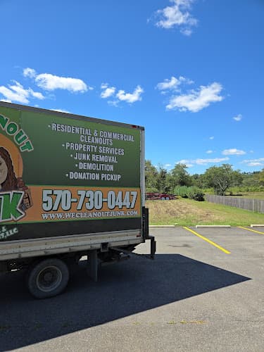 We Cleanout Junk LLC - Dumpster rental in Stroudsburg, Pennsylvania