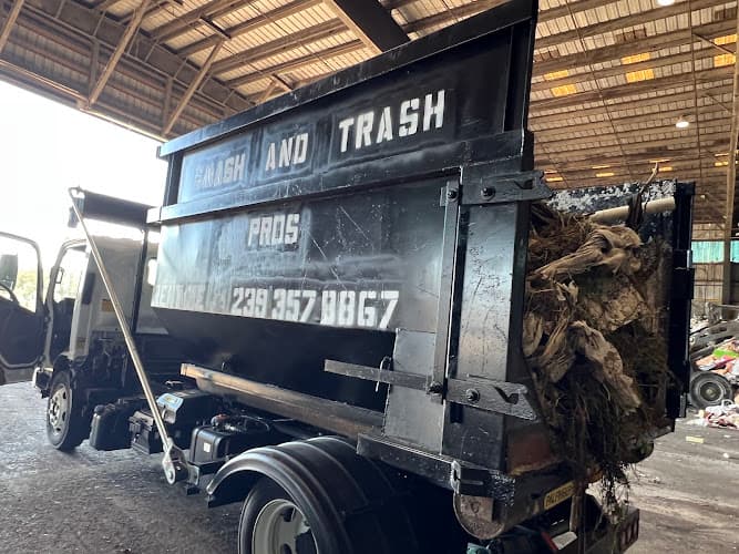 Smash and Trash Pros - Your Dumpster Rental Professionals - Dumpster rental in Fort Myers, Florida