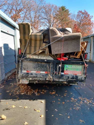 D'Reyna Handyman and Trash Removal - Dumpster rental in Lowell, Massachusetts