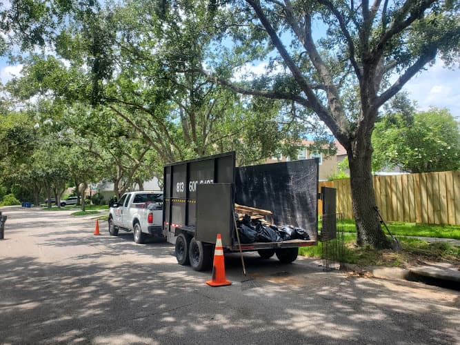 Tampa Trailer Rentals & Junk Removal - Dumpster rental in Tampa, Florida