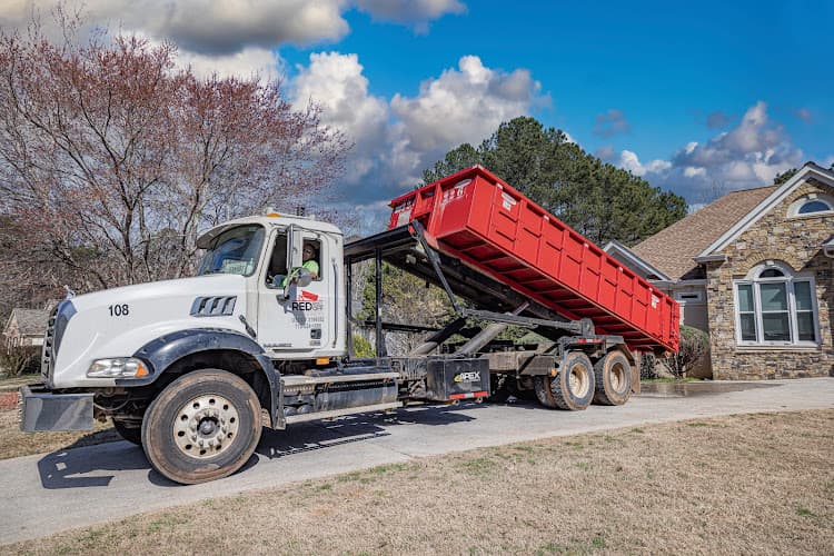 Red Roll Off Containers, LLC - Dumpster rental in Stockbridge, Georgia