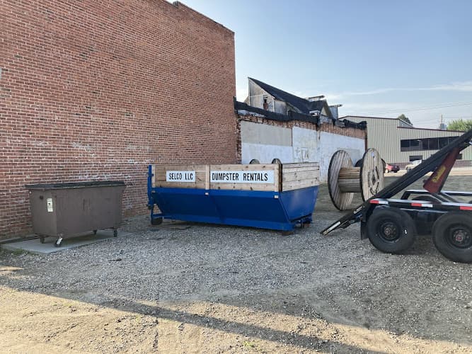 Selco LLC Roll Off Dumpsters - Dumpster rental in Battle Creek, Nebraska