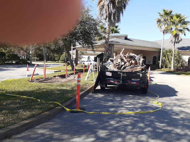 A-Z HAULING & JUNK REMOVAL LLC - Dumpster rental in De Leon Springs, Florida