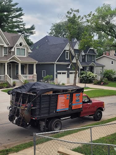 Midwest Clean out/Junk Removal and Demolition Services/debri hauling/Recycling - Dumpster rental in West Chicago, Illinois
