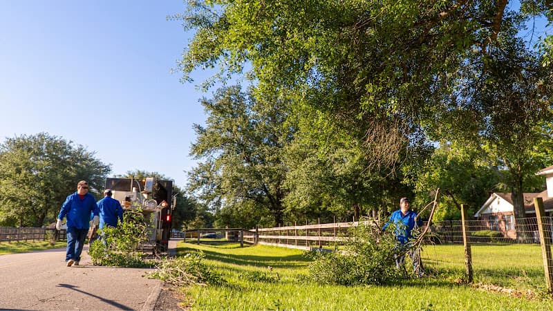 Harris County Precinct 4 Public Dumpsters - Dumpster rental in Tomball, Texas