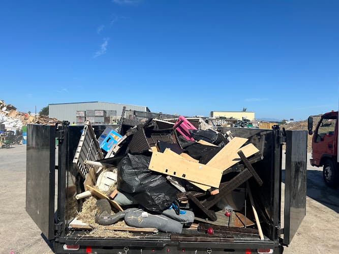 Gilroy Junk Removal - Dumpster rental in Gilroy, California