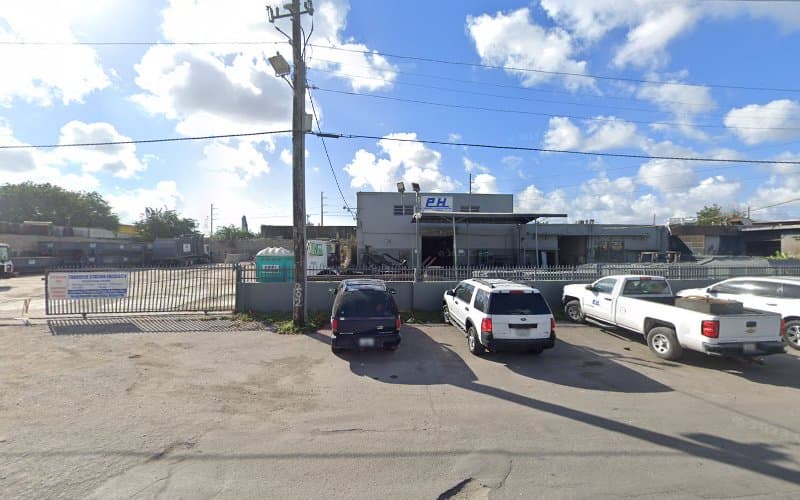 P H Waste Collection Services - Dumpster rental in Miami, Florida