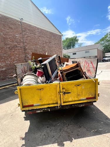 Sunny Trash Hauling, LLC - Dumpster rental in Houston, Texas