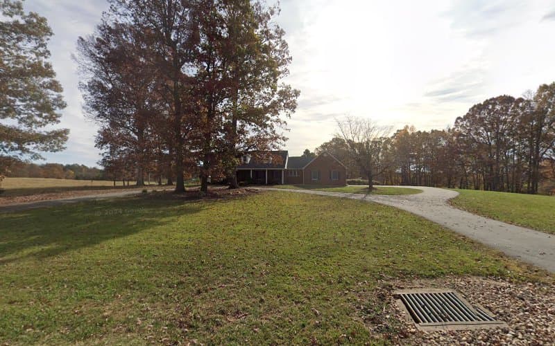 Bays Trash Removal - Dumpster rental in Bedford, Virginia