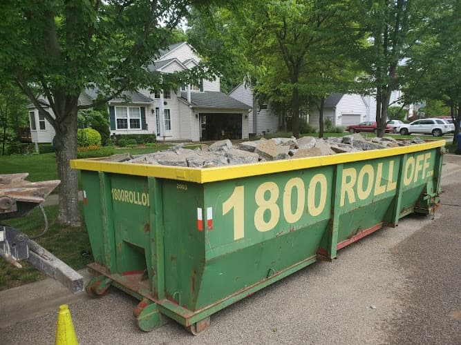 1800Rolloff Dumpster Rental - Dumpster rental in Lapeer, Michigan