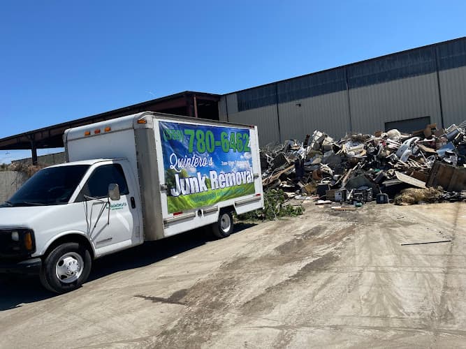 Quintero’s Junk Removal 559 - Dumpster rental in Corcoran, California