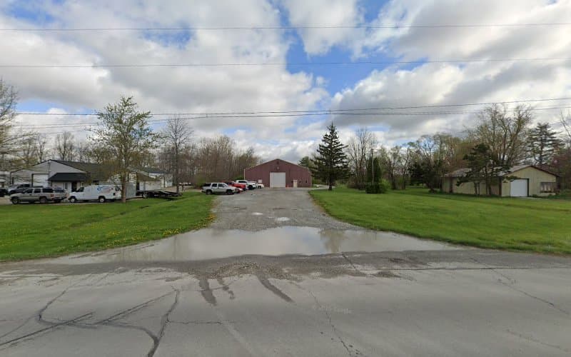 Manifold Refuse - Dumpster rental in Anderson, Indiana