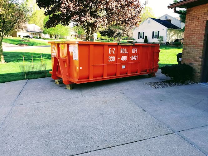 E-Z Roll Off Containers Dumpster Rental - Dumpster rental in Paris, Ohio