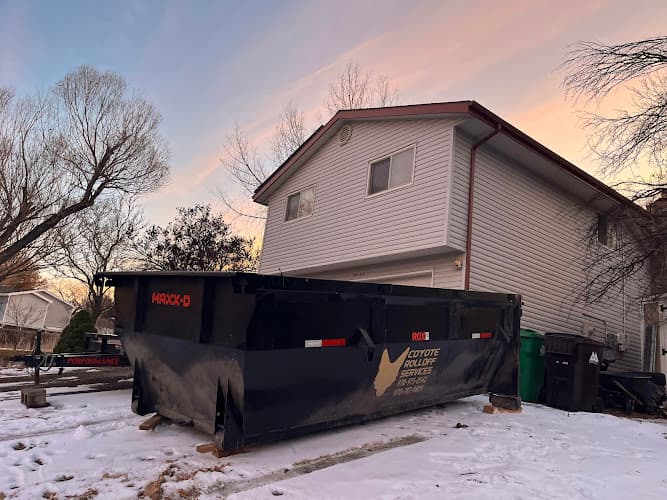 Coyote Rolloff Services - Dumpster rental in Montrose, Colorado