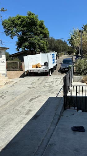 Castillo Junk Removal - Dumpster rental in Los Angeles, California