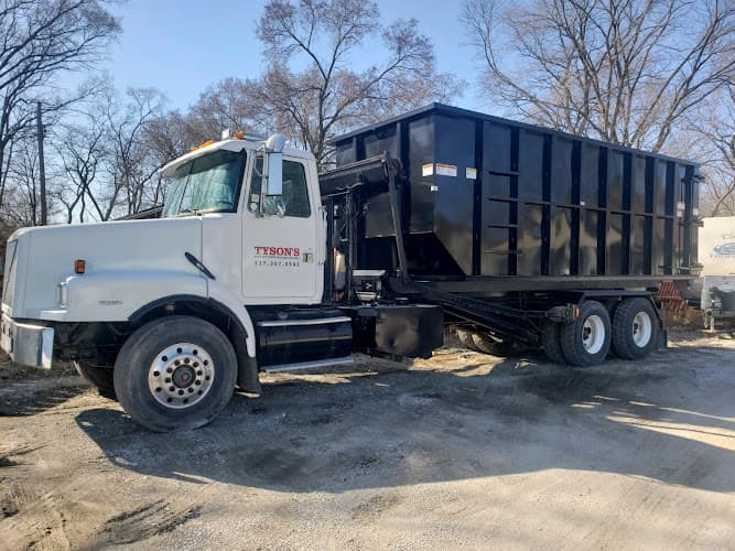 Tyson's Roll Off Dumpsters & Disposal - Dumpster rental in Urbana, Illinois