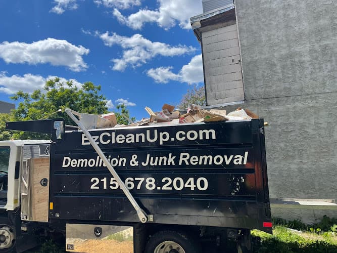Ez CleanUp Junk Removal & Demolition Service In Philadelphia pa - Dumpster rental in Bala Cynwyd, Pennsylvania