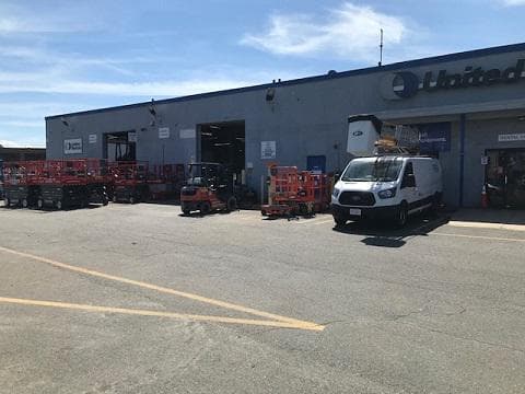 United Rentals - Dumpster rental in Boston, Massachusetts