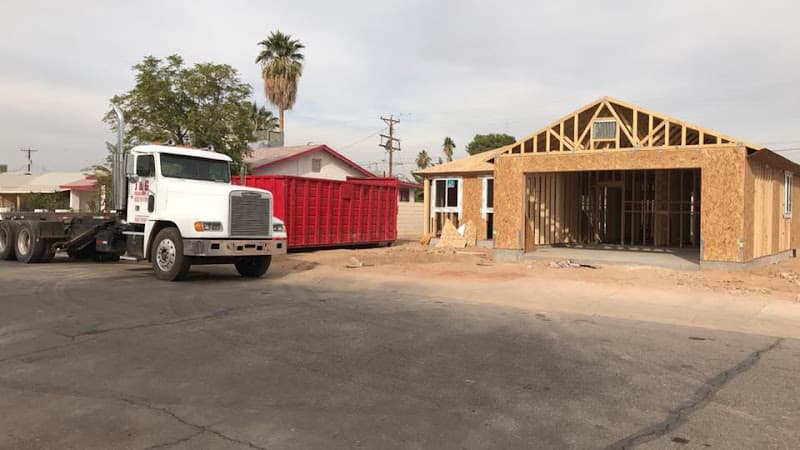 J and G Roll Off Services - Dumpster rental in Laveen Village, Arizona