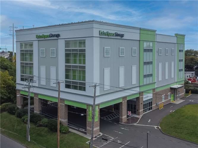 Extra Space Storage - Dumpster rental in Bridgeport, Connecticut