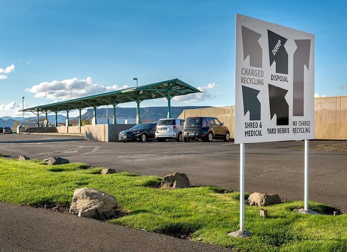 Rogue Transfer & Recycling - Dumpster rental in White City, Oregon