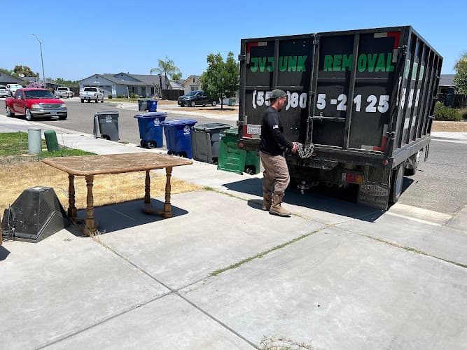JV Junk Removal Visalia - Dumpster rental in Visalia, California