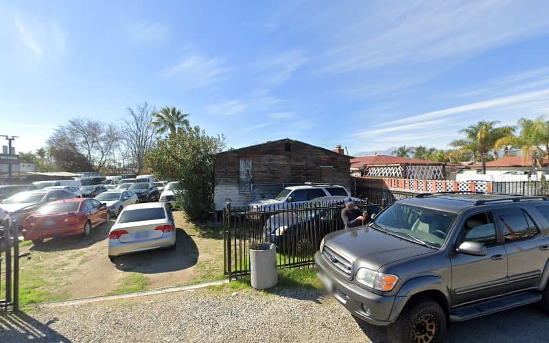 Maroon Hornet Dumpster Rentals of Bloomington - Dumpster rental in Bloomington, California