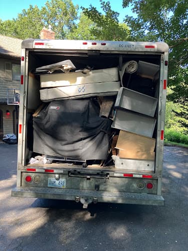 Hocus Pocus Junk Removal hero photo