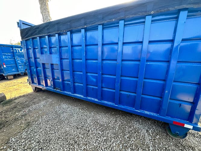 1St Choice Services Dumpster Rental & Junk Removal LLC. - Dumpster rental in Bakersfield, California