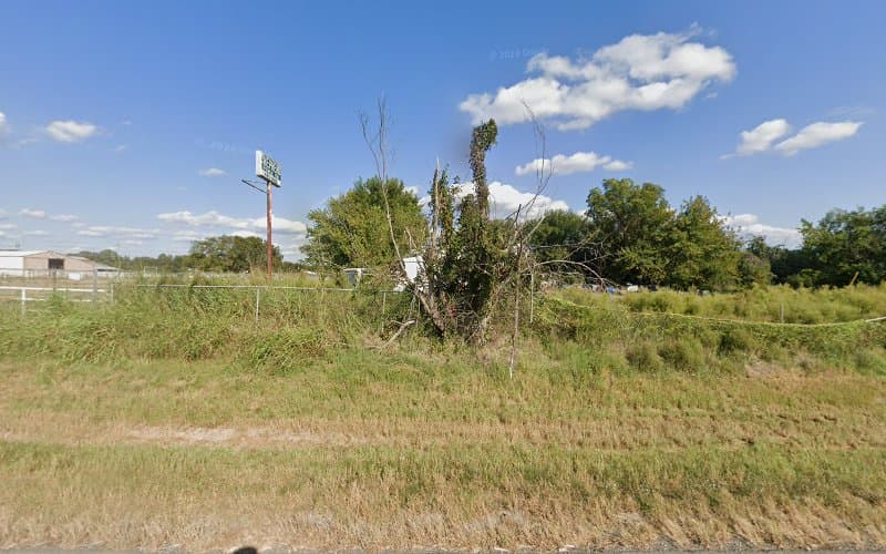 Jim Hinds Sanitation - Dumpster rental in Wagoner, Oklahoma