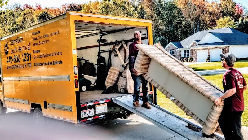 Same Day Junk Removal - Dumpster rental in Mentor, Ohio
