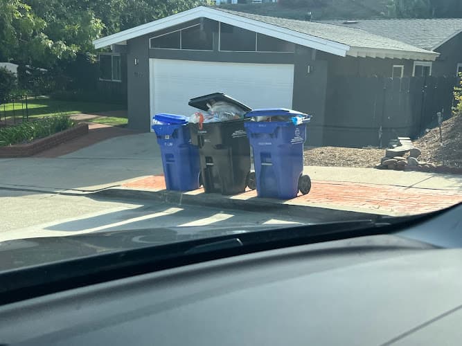 San Diego Trash Valet (Trash Concierge, Inc.) - Dumpster rental in San Diego, California