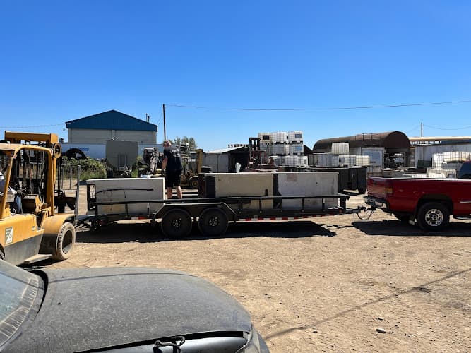 HB Junk Hauling LLC - Dumpster rental in Springfield, Oregon