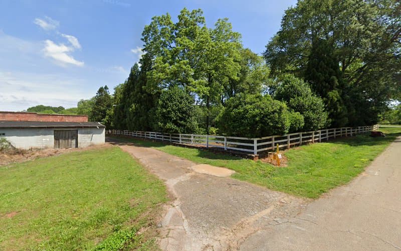 Reliable Garbage Pick-Up - Dumpster rental in Martin, Georgia
